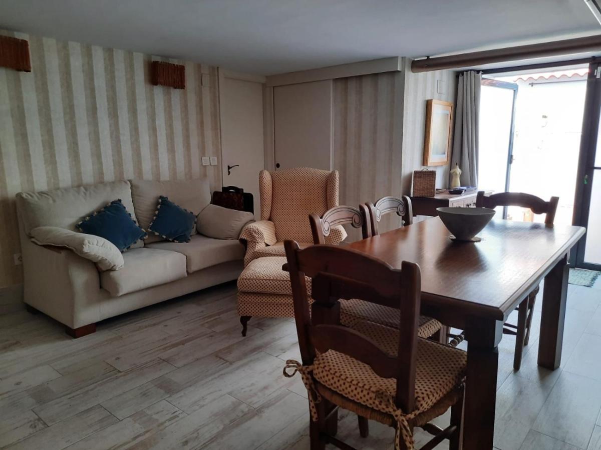 Un Apartamento Vacacional Con Detalles De Un Hogar Μαϊρένα δελ Αλχαράφε Εξωτερικό φωτογραφία
